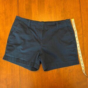 Vineyard Vines Shorts - Size 12 - Navy